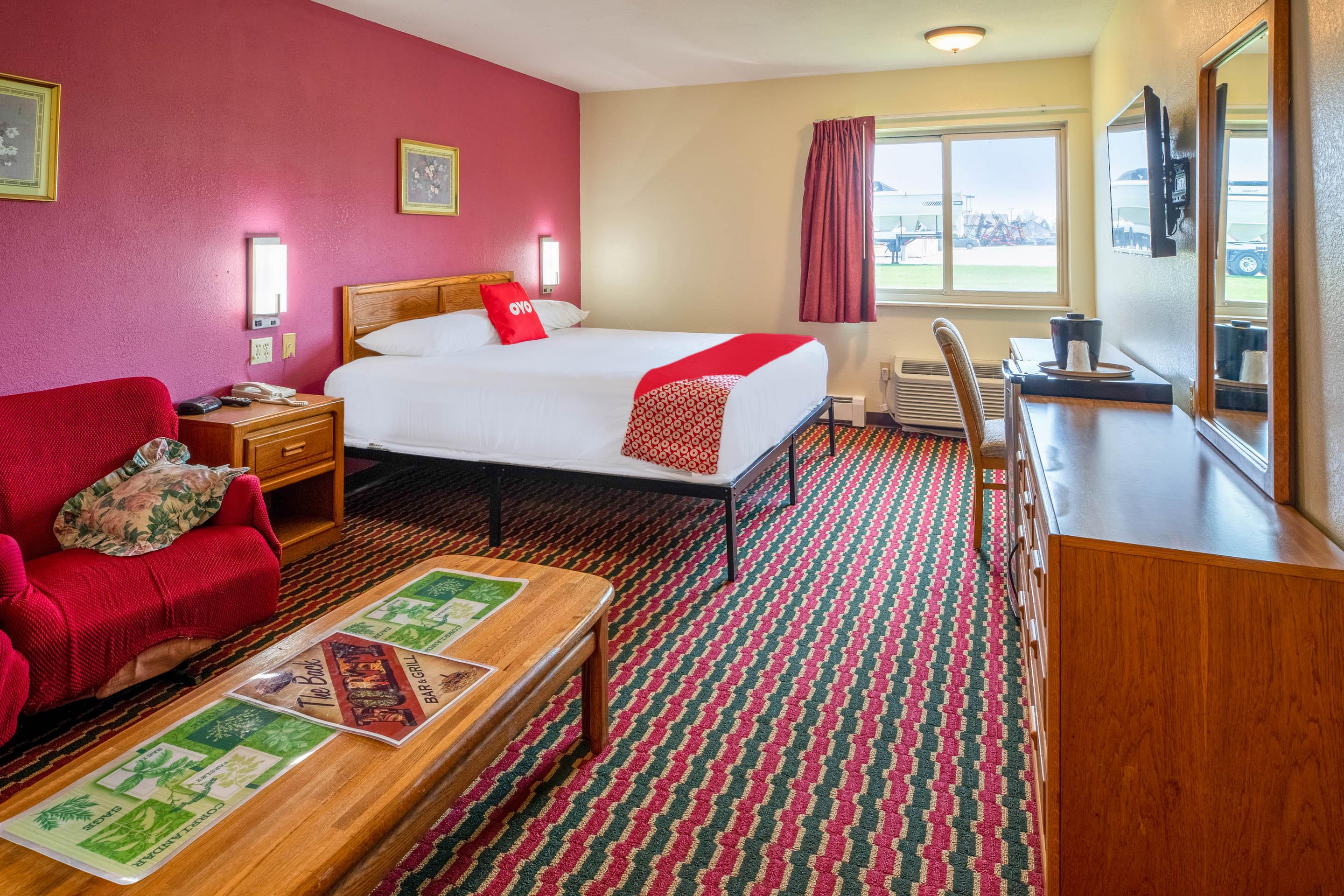 Oyo Hotel Chesaning Route 52 & Hwy 57 Esterno foto