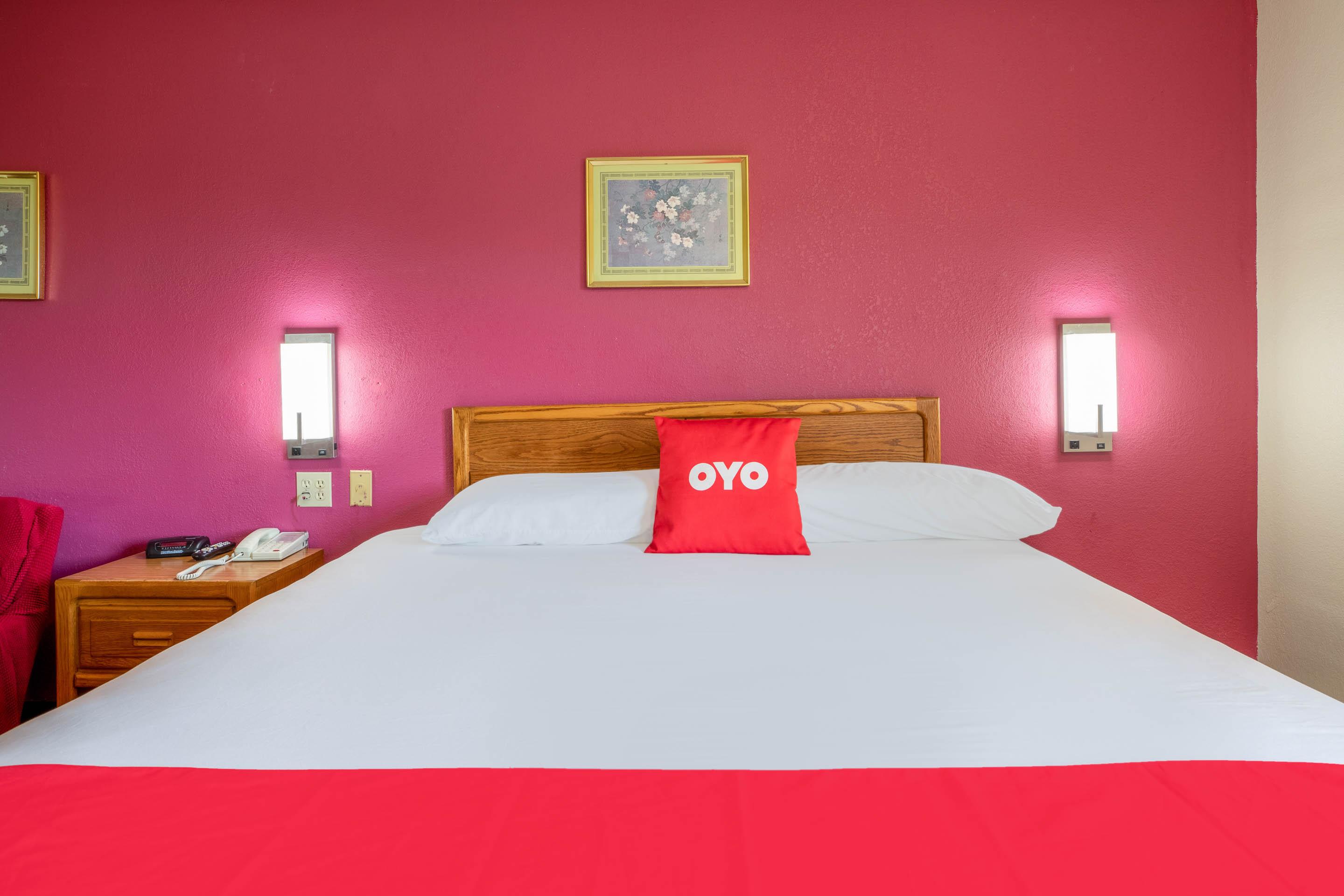 Oyo Hotel Chesaning Route 52 & Hwy 57 Esterno foto